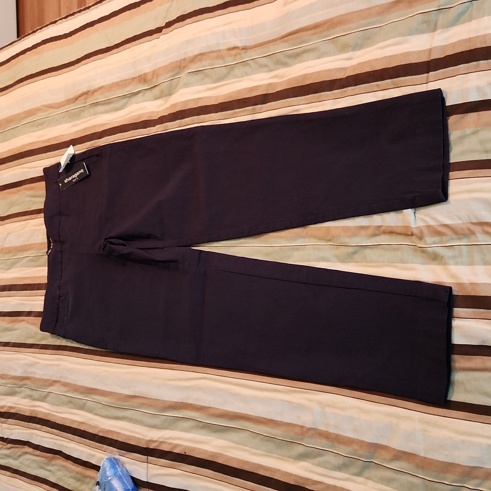 NWTS SHARAGANO LEGGINGS. SIZE 4.